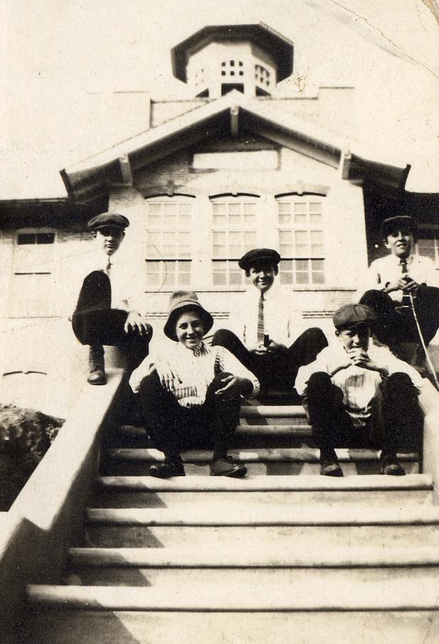 undated Worcester School - unidentified group with an Anders, a Bossert and a Bean