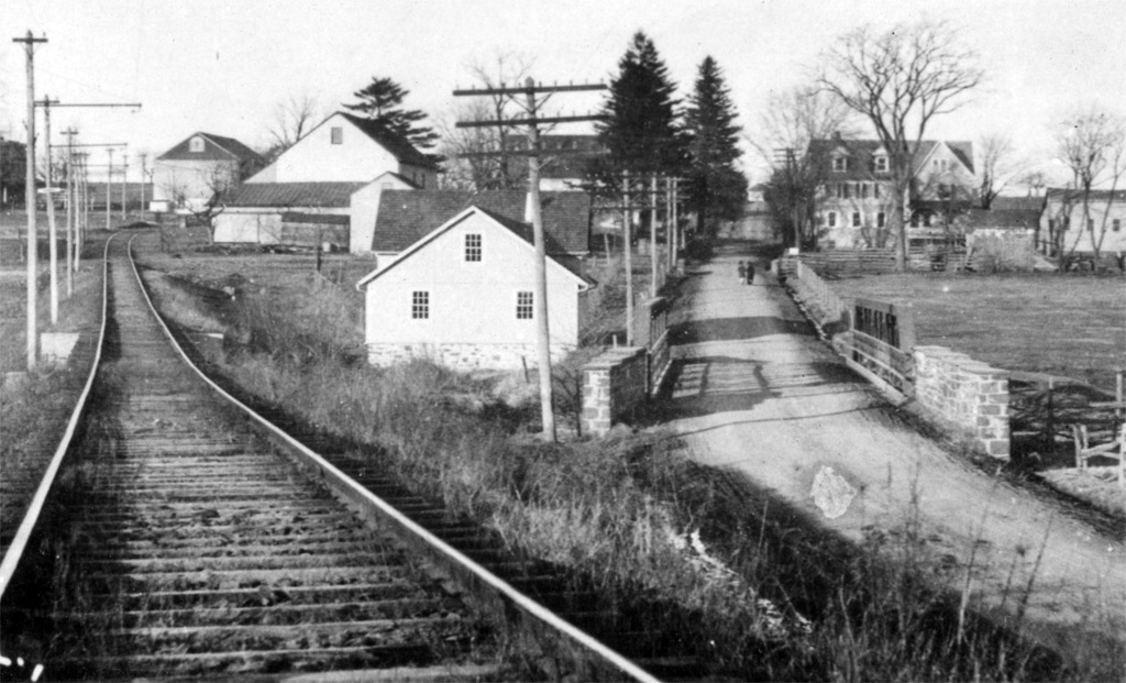 view north from Zacharias Creek into Center Point - tracks ran behind the Dresher property