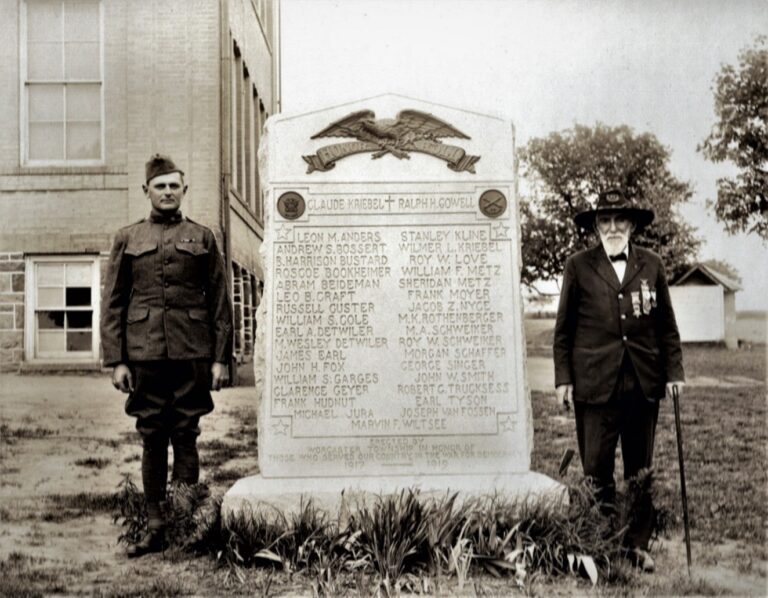 Dedication of the WWI Monument in front of Worcester School, 1921